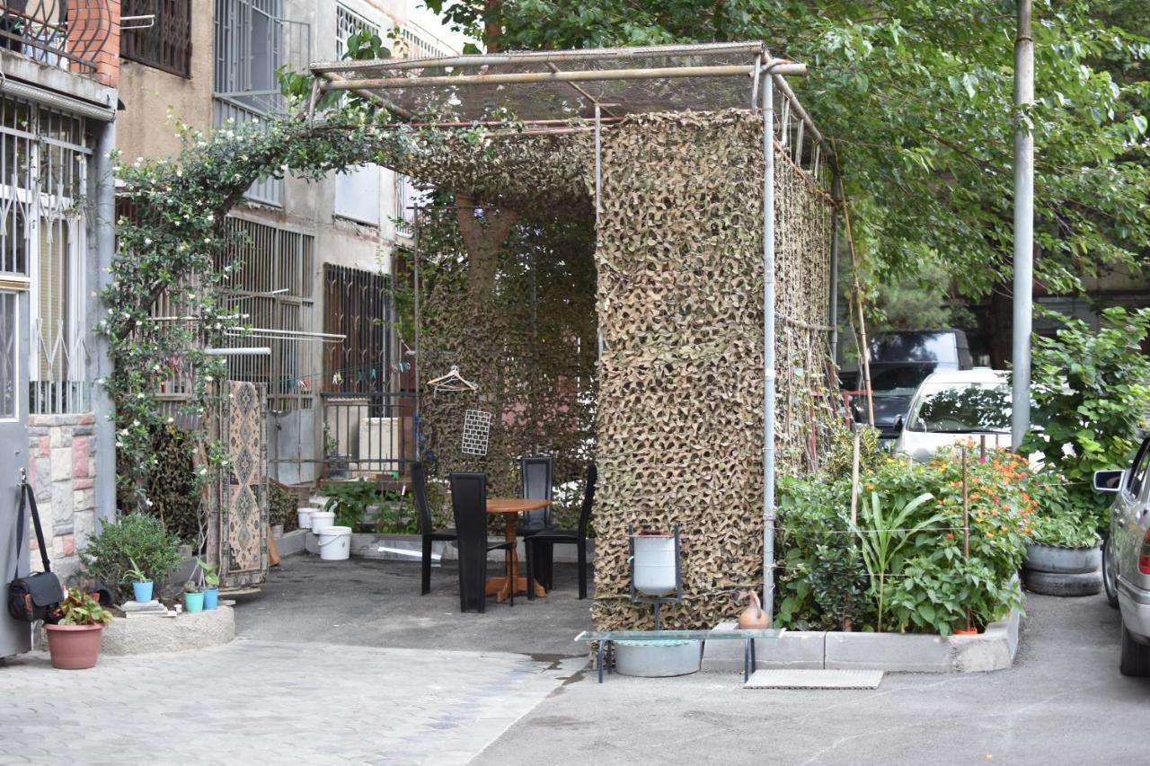 3 Room Flat In Tbiliszi Kültér fotó